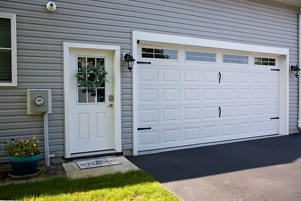 24/7 Emergency Garage Door Panel Replacement experts in Twin Falls, ID